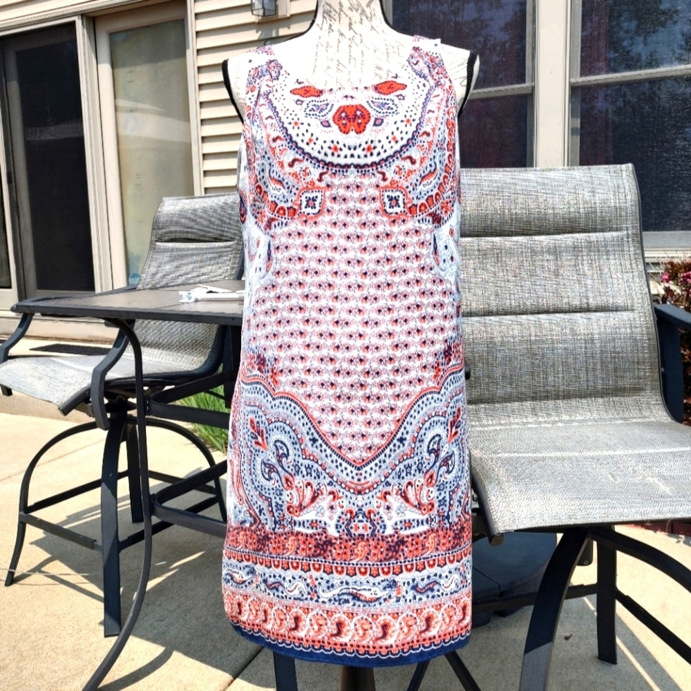 Lila Rose Size 6 Sleeveless Dress!